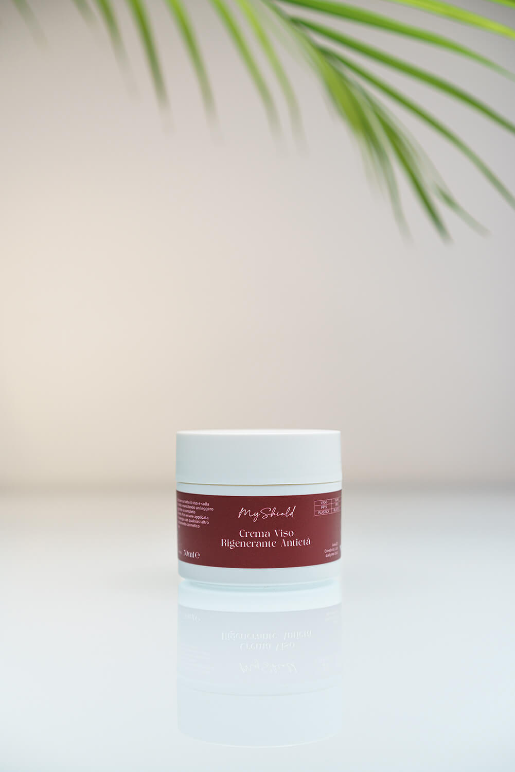 Crema viso rigenerante Antietà